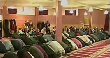 FBI Watching Somali Muslims In Minneapolis - CBS News