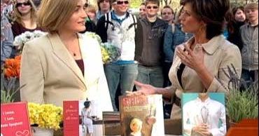 The Recipe For Spring Must-Reads - CBS News