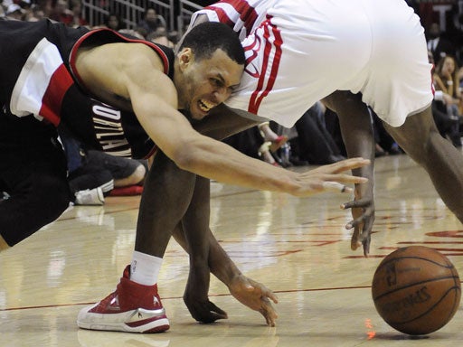 Houston Beats Portland In Six 