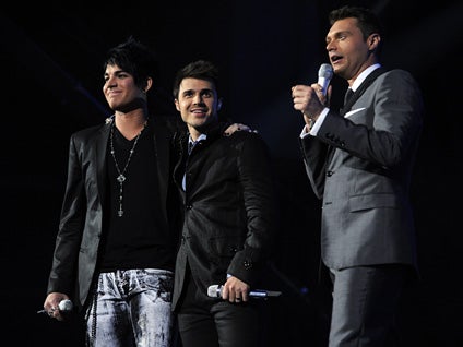 Adam Lambert,  Kris Allen, host Ryan Seacrest - Carousel 