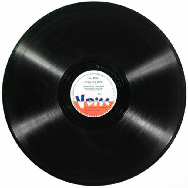 V Label Disc 