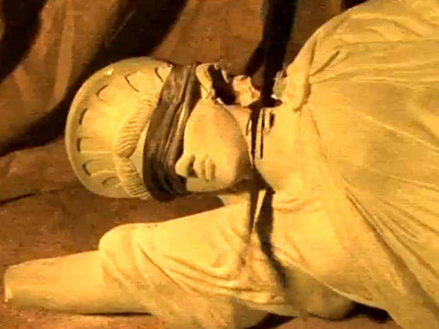 Death to America Vid: Statue of Liberty Beheaded 