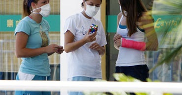 Families Stunned By Body Swap - CBS News