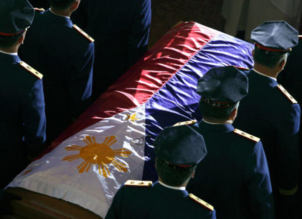 Mourning Aquino 
