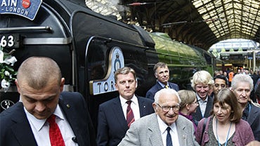 Britain_Survivor_Train 