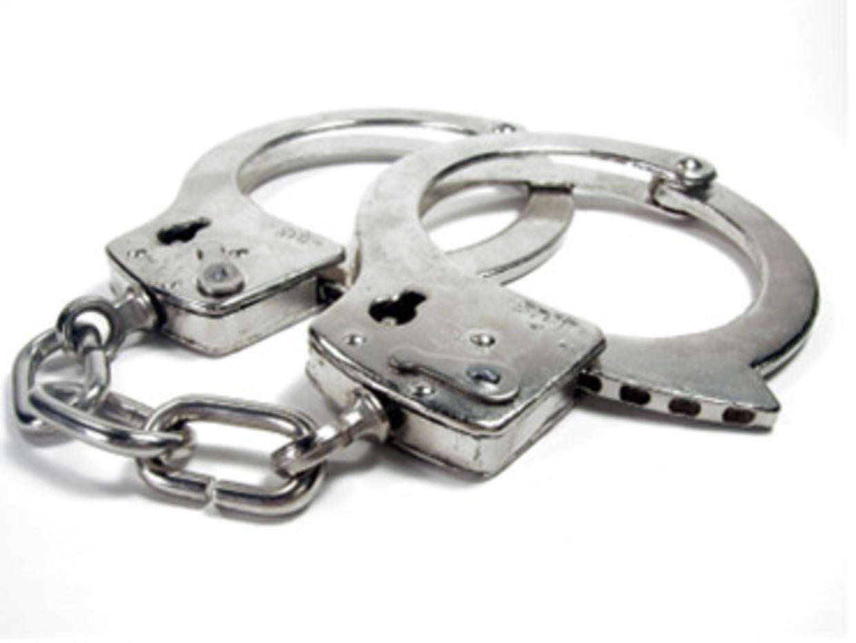 Frail 17-year-old Kansas City boy found handcuffed in parents' basement ...