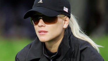 Tiger Woods' wife Elin Nordegren out for lunch with her children, Florida. 
