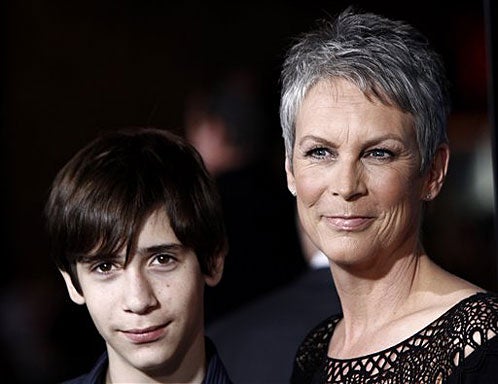 Jamie Lee Curtis at "Avatar" Premiere 
