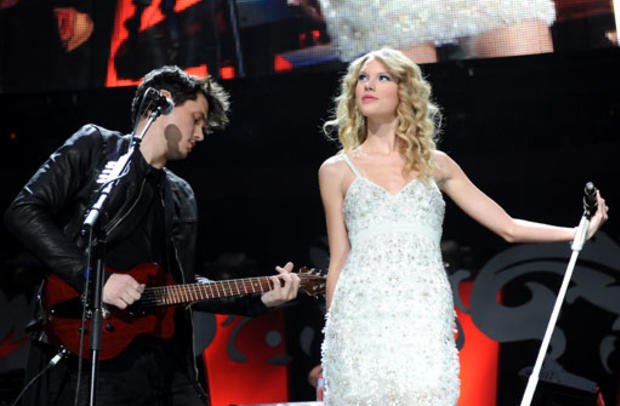 Taylor Swift Joins John Mayer at Jingle Ball 