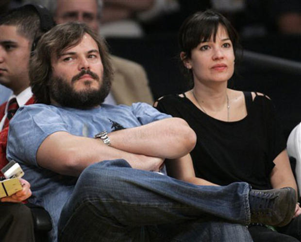 Jack Black  Takes Wife To  Lakers Game 
