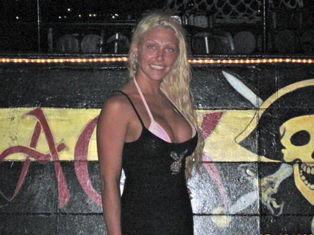 SLIDESHOW - Playboy Model Dead - Paula Sladewski 