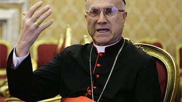 Vatican_Cardinal_Tarcisio_Bertone 