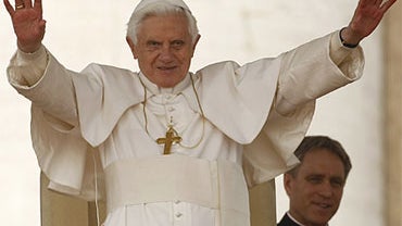 Pope_Benedict_Vatican 