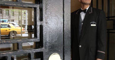 New York City Doormen Reach Deal, Avert Strike CBS News