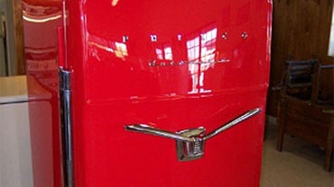 One very rare refrigerator by Philco, called a "V-handle," looks like a Cadillac. 