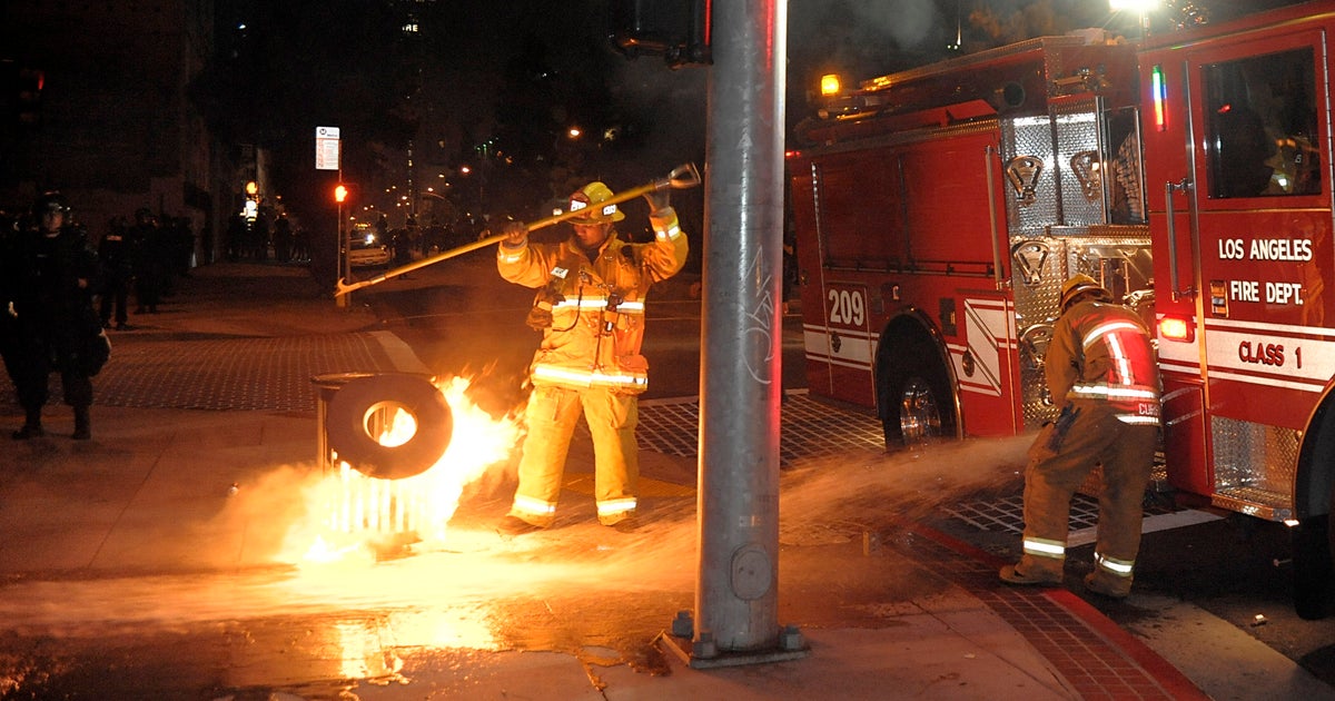 Lakers Riot: Looting, Violence After Lakers Win Over Celtics - CBS News