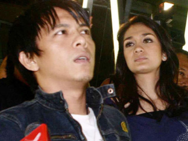 Nazril Irham Sex Tape: Indonesian Pop Star Detained Over Sex Tapes - CBS  News