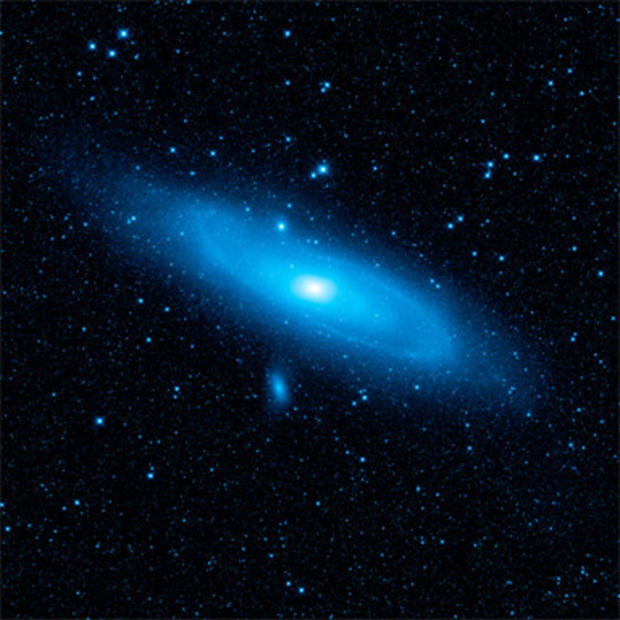 512_Andromeda_blue.jpg 
