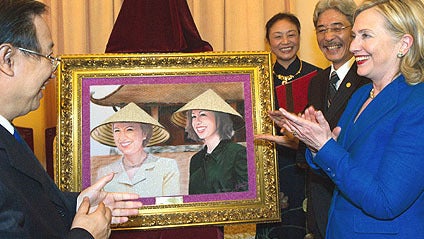 hillary_clinton_viet_424.jpg 