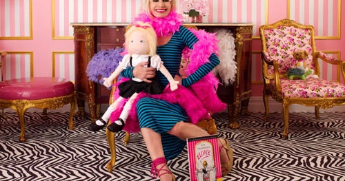 Betsey Johnson Channels "Eloise" for Plaza Hotel Suite - CBS News