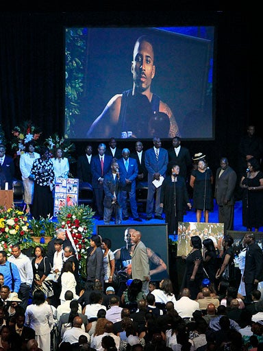 Lorenzen_Wright_Funeral_02.jpg 