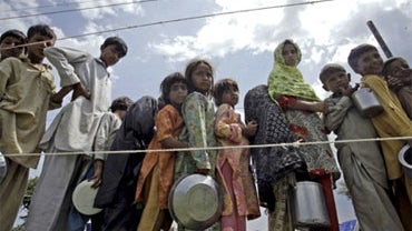 Children Pakistani Flood Survivors 
