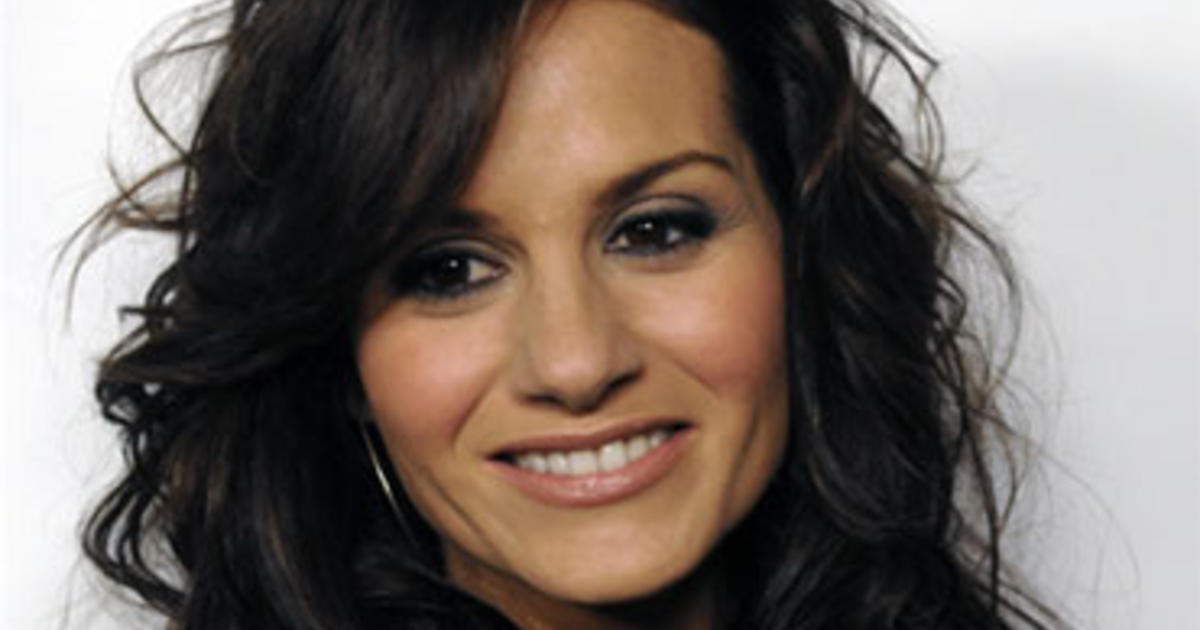 Kara Dioguardi Exits American Idol As Judge Cbs News