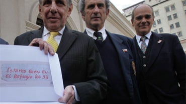 Andes Survivors to Visit Trapped Chile Miners 