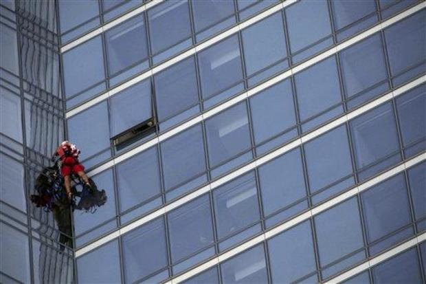 San Francisco Tower Climber 