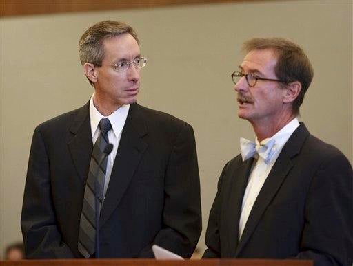 Sect Leader Jeffs Fights Extradition To Texas 