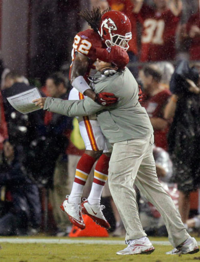 Kansas City Chiefs wide receiver Dexter McCluster (22) is upended