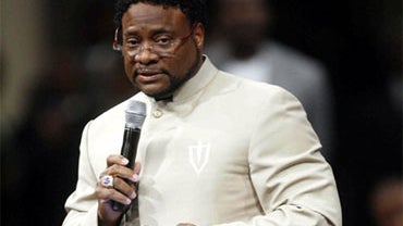 Bishop Eddie Long speaks Sept. 26, 2010, at New Birth Missionary Baptist Church in Atlanta. Long, the pastor of a Georgia megachurch accused of luring young men into sexual relationships, has told his congregation of thousands that all people must face pa 