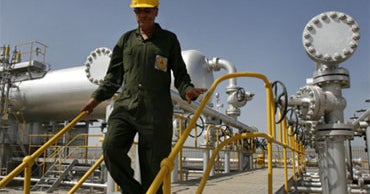 Report: Shell Increases Oil Trade with Iran - CBS News