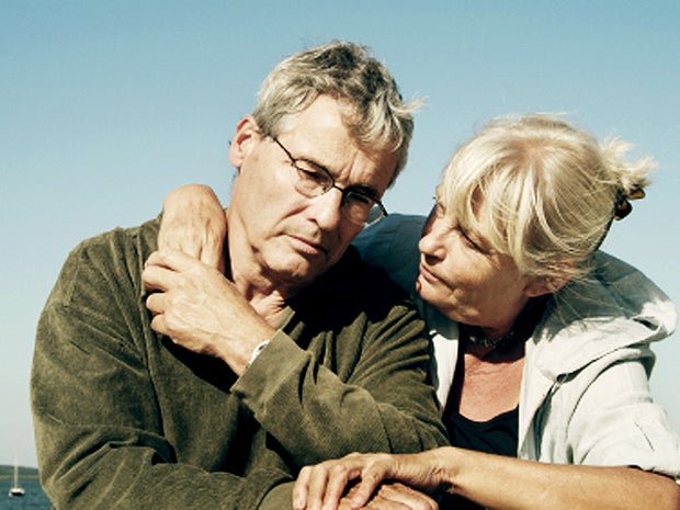 grieving man, couple, senior, mature, sad, dementia, Alzheimer's, generic, 4x3