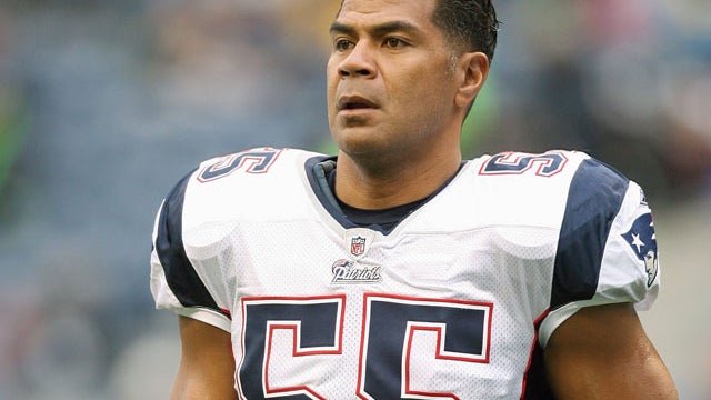 Junior Seau Drives SUV Off Cliff, Hospitalized After Arrest for Domestic Violence 