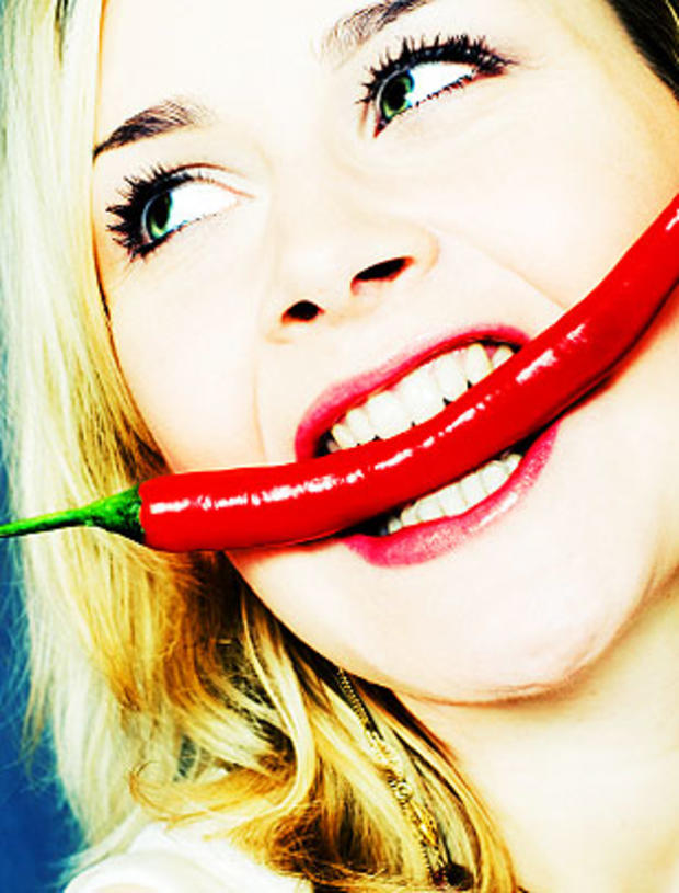 woman-chili-pepper_1.jpg 