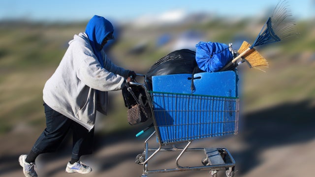 Pa. Man Tells Armed Robber He's Homeless, Gets Stuff Back 