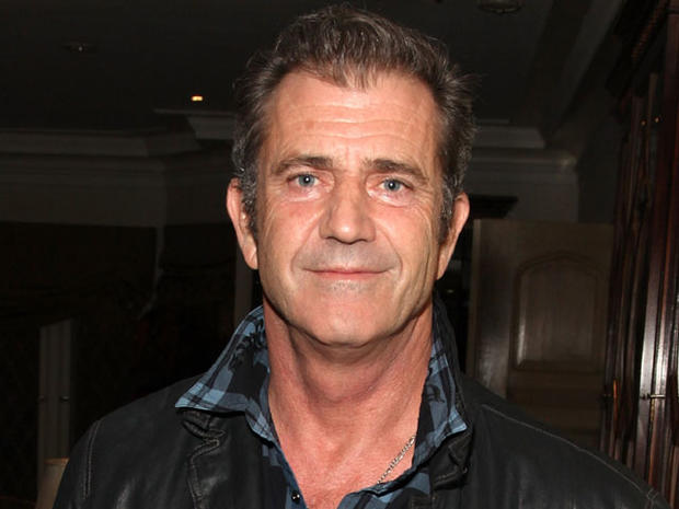 Mel Gibson reaches plea agreement with prosecutors, will face misdemeanor battery charge 