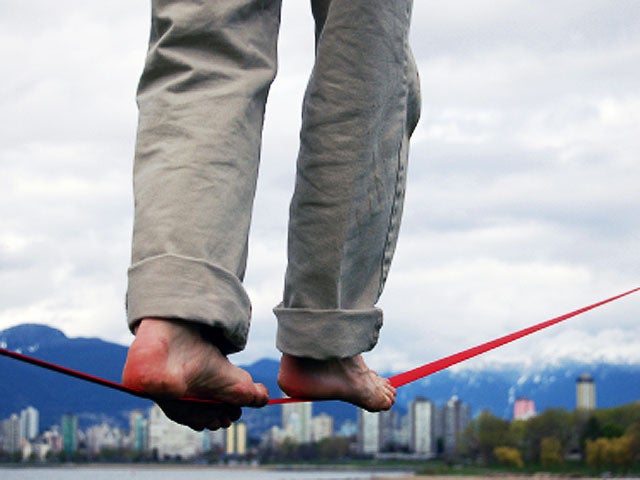 tightrope-iStock_0000016544.jpg 