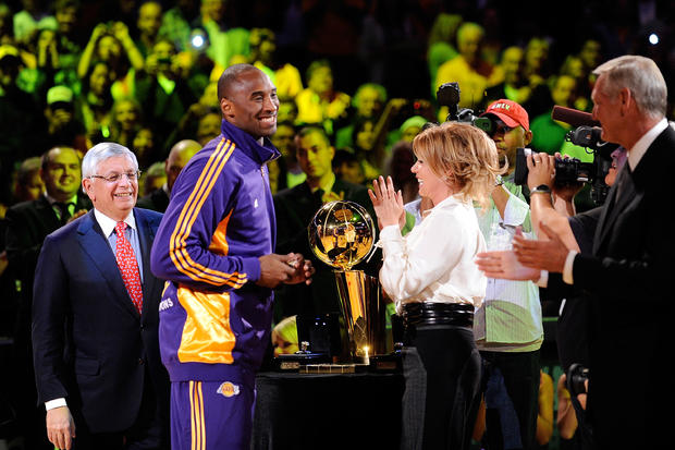 Lakers' Jeanie Buss and Kobe Bryant 