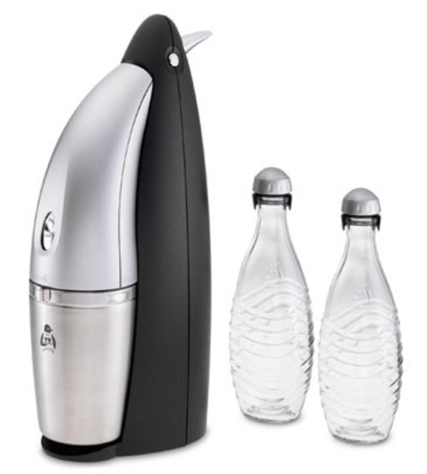 Penguin_Water_Carbonator_and_Glass_Bottles_silo.jpg 