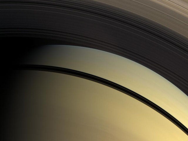 NASA's 30-Year Saturn Odyssey (Pictures)