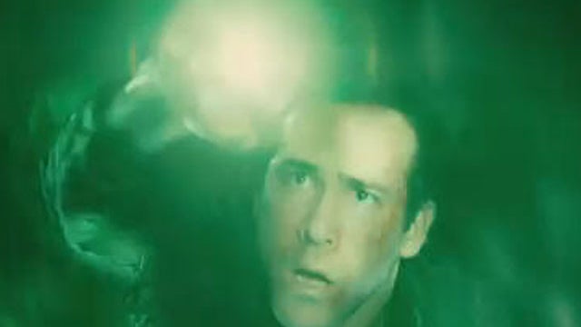 green-lantern.jpg 