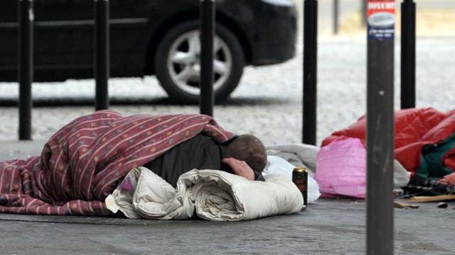 homeless_106969233.jpg 