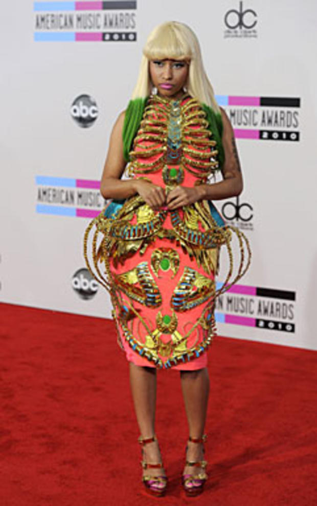 Nicki Minaj arrives at the 38th Annual American Music Awards on Sunday, Nov. 21, 2010 in Los Angeles. (AP Photo/Chris Pizzello) 