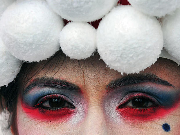 A woman activist performs on December 1, 2010 during a World AIDS Day rally in the Taksim area in the center of Istanbul. A top UN expert said on November 30 that complacency among young people is causing a new surge of the AIDS epidemic in the United Sta 