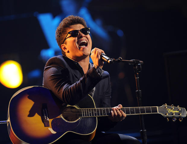 Musician Bruno Mars performs onstage dur 