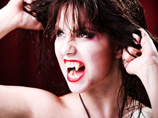 vampire, woman, fangs, istockphoto, 4x3 
