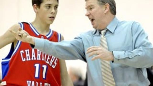 t_j_-mcconnell-with-dad-coach-tim-mcconnell.jpg 