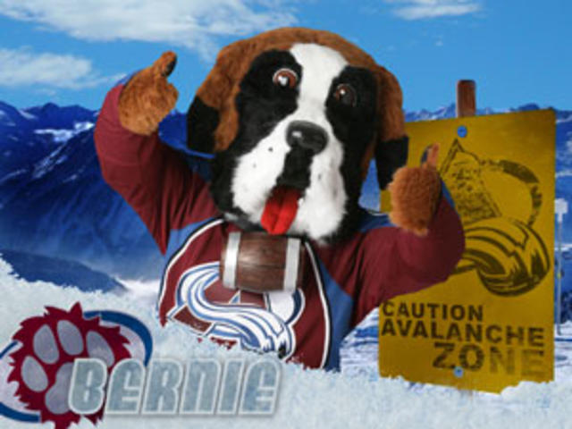 NHL 18 Mascot Cam on Ice  Bernie (Colorado Avalanche) 